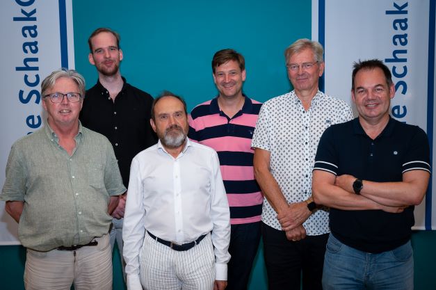 vlnr: Ren Poots, Lars Visser, Victor van der Kloet, Martin Glimmerveen, Henk Stipdonk, Lucien van de Lisdonk